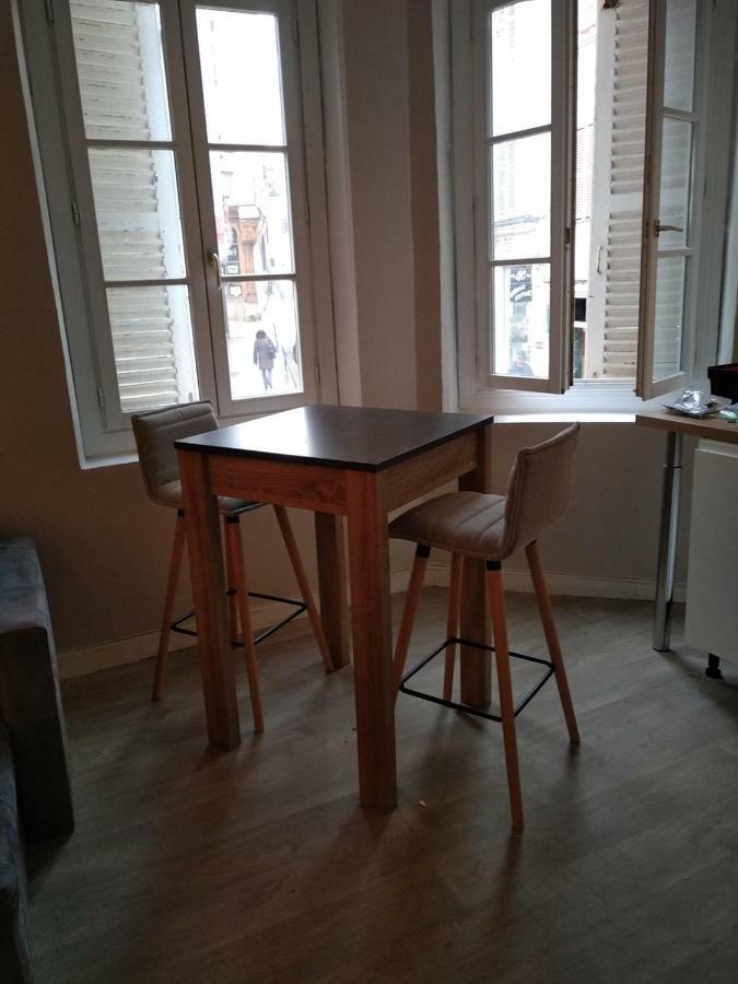 Auxerre Rue Joubert Leilighet Eksteriør bilde